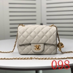 激安シャネルバッグコピー